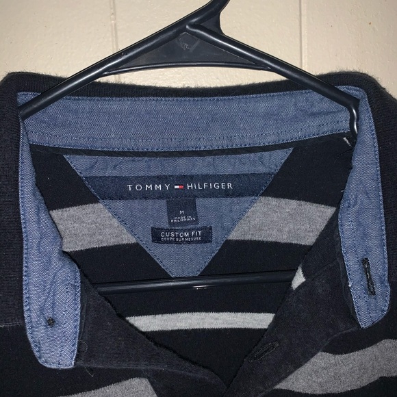 Men’s Tommy Hilfiger Medium - Picture 2 of 4